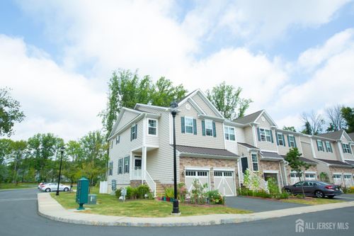 101 Pearce Ln, MONMOUTH JUNCTION, NJ, 08852-2049 | Card Image