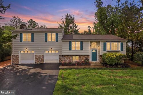 12821 Pinecrest Rd, HERNDON, VA, 20171-2603 | Card Image