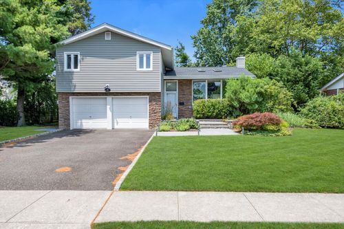 38 Orange Dr, Jericho, NY, 11753-1532 | Card Image