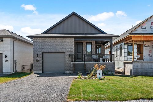 126 Royal Gala Dr, Brighton, ON, K0K1H0 | Card Image