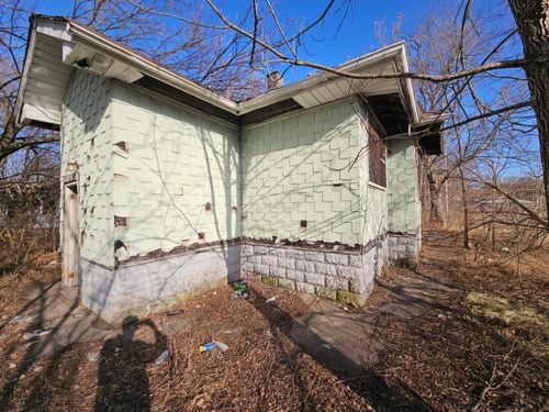 3992 Madison St, Gary, IN, 46408-2731 | Card Image