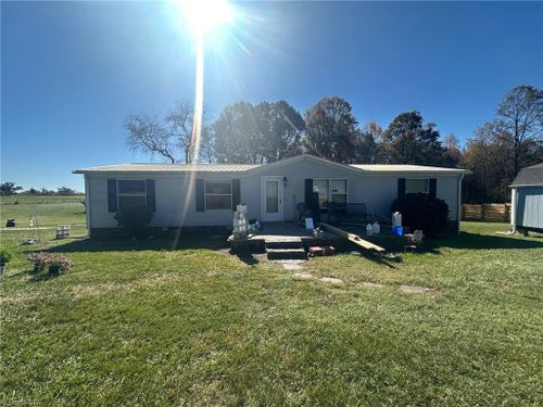 198 Marlin Rd, Roaring River, NC, 28669-8192 | Card Image