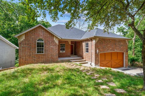 891 Valley View Dr, Branson, MO, 65616-2332 | Card Image