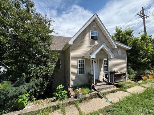 123 S 2nd St, De Soto, MO, 63020-2001 | Card Image