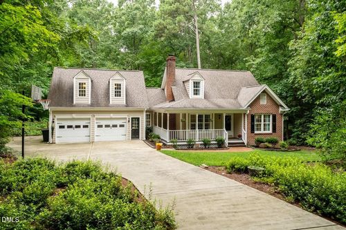 6604 Willow Chase Dr, Willow Spring, NC, 27592-9665 | Card Image