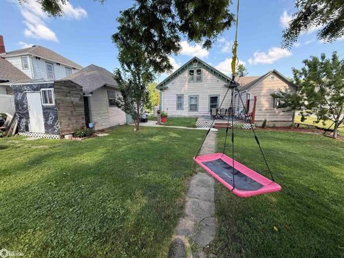 230 S Temple St, Osceola, IA, 50213-1560 | Card Image