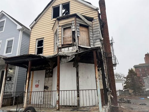 111 7th Ave, Mount Vernon, NY, 10550-7107 | Card Image