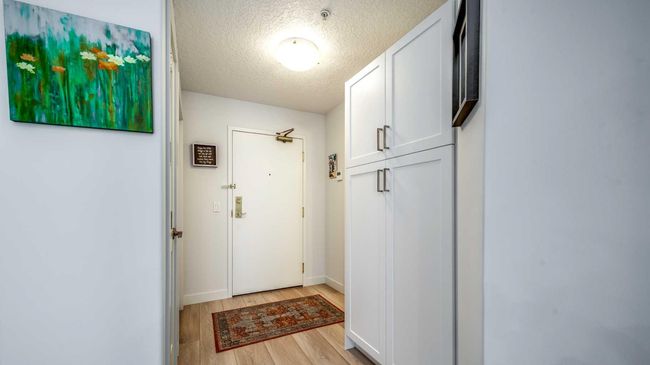 127 - 8535 Bonaventure Dr Se, Condo with 1 bedrooms, 2 bathrooms and 2 parking in Calgary AB | Image 4