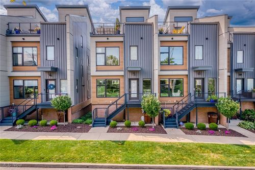 22-1248 W 58th St, Cleveland, OH, 44102-3082 | Card Image