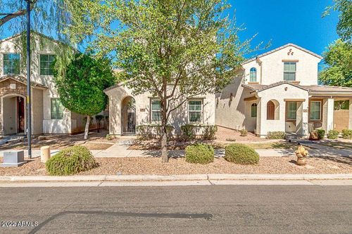 4072 E Oakland St, Gilbert, AZ, 85295-6115 | Card Image