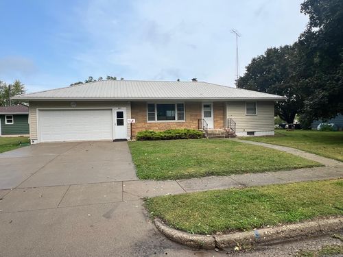 537 E Ronning Ave, Appleton, MN, 56208-1647 | Card Image