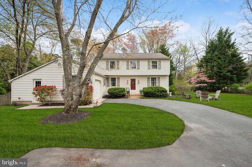2 N Lakeside Dr W, MEDFORD, NJ, 08055-9266 | Card Image