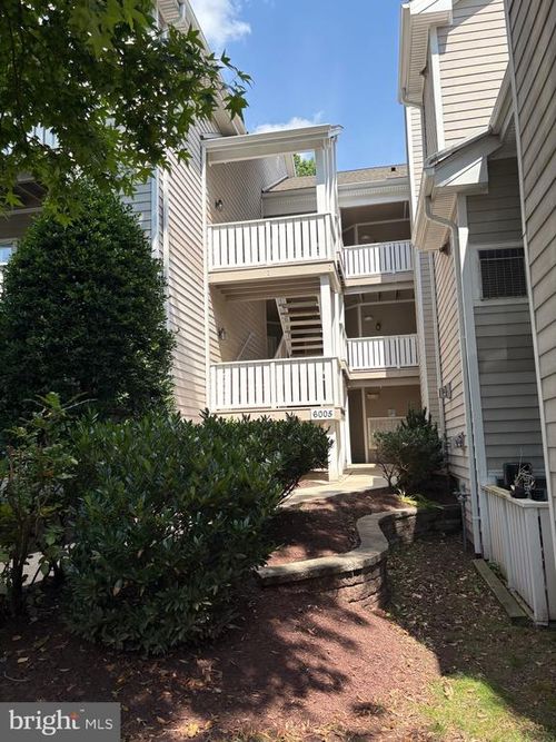 apt-304-6005 Rosebud Ln, CENTREVILLE, VA, 20121-5187 | Card Image