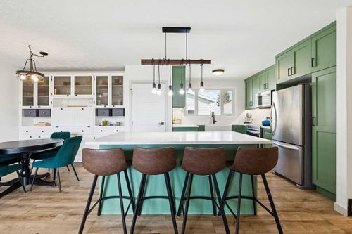 4604 Fordham Cres Se, Calgary, AB, T2A2A4 | Card Image