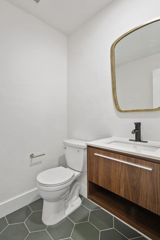 233 Woodcrest Dr, House other with 3 bedrooms, 3 bathrooms and null parking in Richardson TX | Image 23