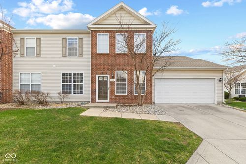 9731 Green Knoll Dr, Noblesville, IN, 46060-1606 | Card Image