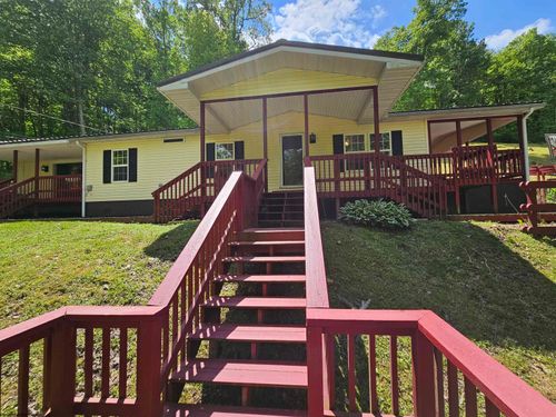 3923 Bear Mountain Rd, Bridgeport, WV, 26330-8008 | Card Image