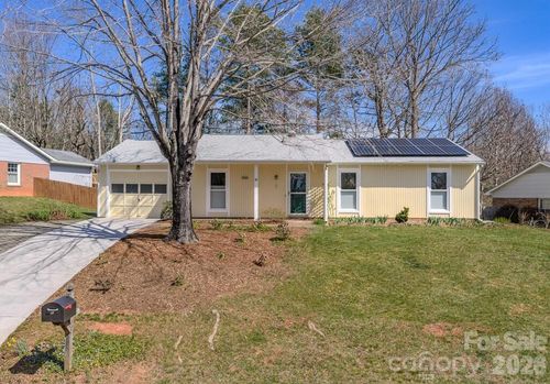 31 Knollhaven Drive, Asheville, NC, 28804 | Card Image