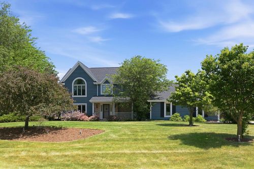 W330N5888 Cedar Bay Drive, MERTON, WI, 53058 | Card Image