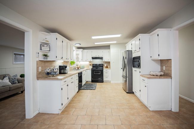 403 Olive St, House other with 3 bedrooms, 3 bathrooms and null parking in Port O Connor TX | Image 14
