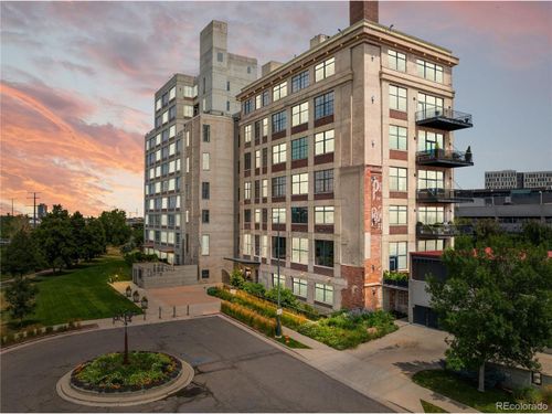 unit-1b-2000 Little Raven St, Denver, CO, 80202-6104 | Card Image
