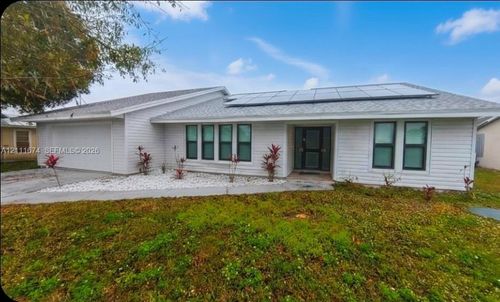333 Ne Greenbrier Ave, Port St. Lucie, FL, 34983-1289 | Card Image