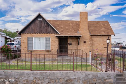 2531 Copper Ave, El Paso, TX, 79930-1407 | Card Image