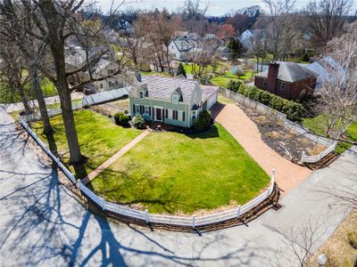 625 Carley Ave, House other with 3 bedrooms, 1 bathrooms and 2 parking in Sharon PA | Image 2