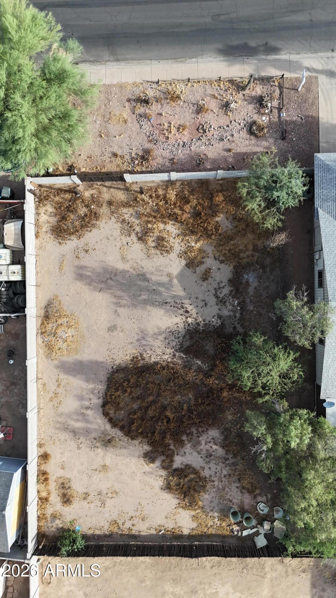 Land in Phoenix 3
