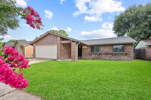 13910 New Village Ln, Sugar Land, TX, 77498-1514 | Card Image