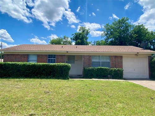 1010 Cherrywood Dr, Garland, TX, 75040-7437 | Card Image