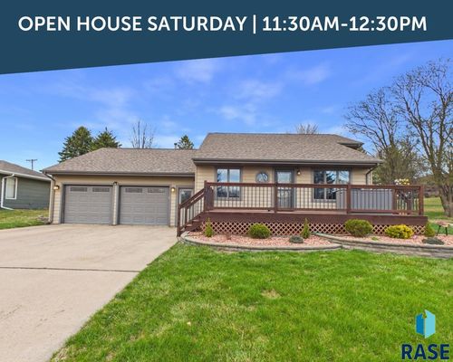 102 E 8th St Street, Dell Rapids, SD, 57022 | Card Image