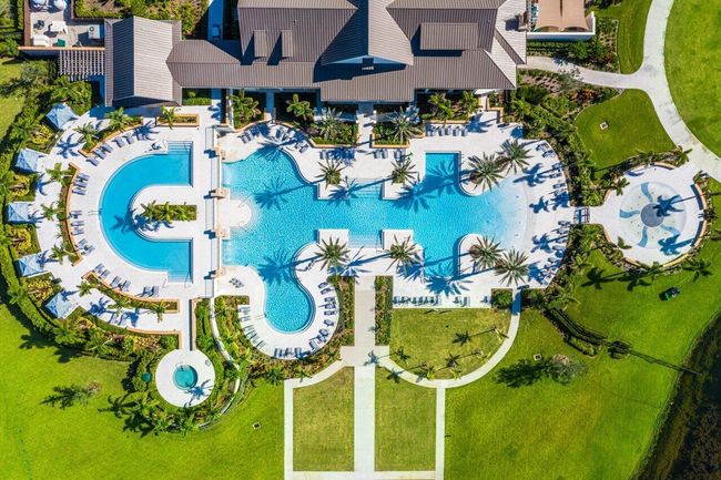 19659 Rugged Trunk Trl, House other with 3 bedrooms, 3 bathrooms and null parking in Loxahatchee FL | Image 40