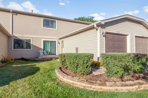 553 Stone Gate Cir, Schaumburg, IL, 60193-2851 | Card Image