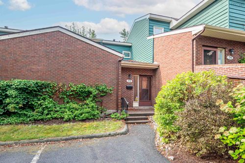 72 Braemount Dr, Halifax, NS, B3M3P3 | Card Image