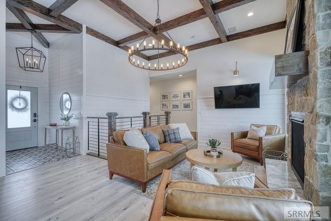 6353 E Tower Castle Loop, House other with 5 bedrooms, 3 bathrooms and 3 parking in Ammon ID | Image 13
