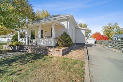 505 E Walnut Street, House other with 2 bedrooms, 1 bathrooms and 2 parking in Lexington IL | Image 1