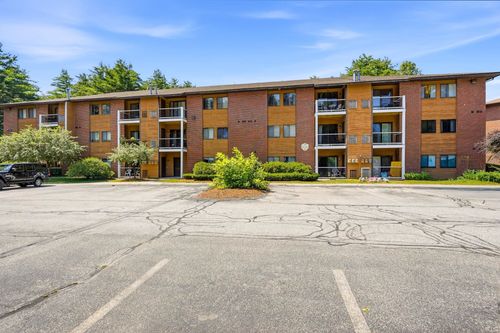 1914-19 Blackstone Dr, Nashua, NH, 03063-5099 | Card Image