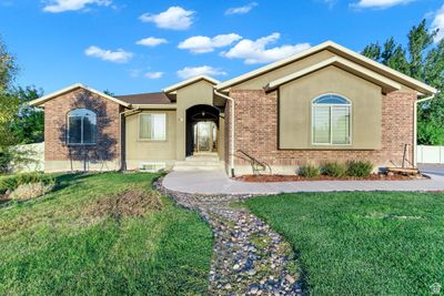 430 N 300 E, House other with 6 bedrooms, 3 bathrooms and 3 parking in Monroe UT | Image 2