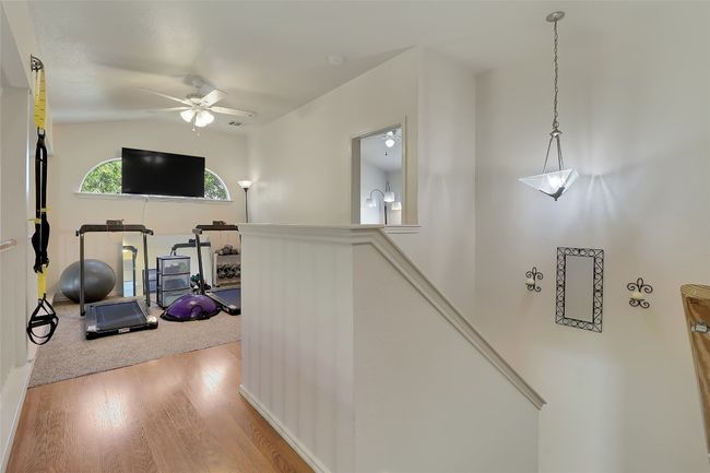 Stairs to bonus area | Image 17