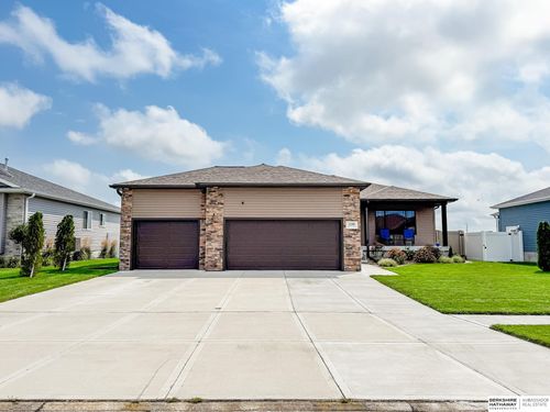 1539 Stonewood Ave, Grand Island, NE, 68803-1603 | Card Image