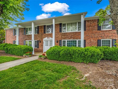 apt-35-65 Brookside Dr, Hendersonville, NC, 28792-9094 | Card Image