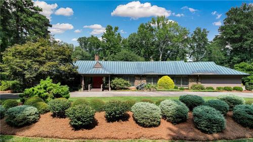210 Kemp Rd E, Greensboro, NC, 27410-5636 | Card Image