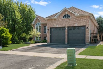 1 Kerfoot Cres, House other with 2 bedrooms, 3 bathrooms and 4 parking in Keswick ON | Image 3