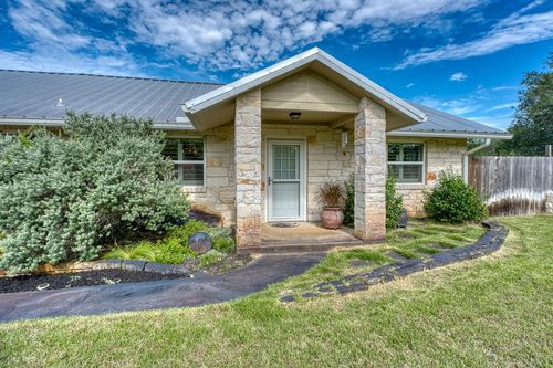 215 Mcgee Trl, Kingsland, TX, 78639-3784 | Card Image