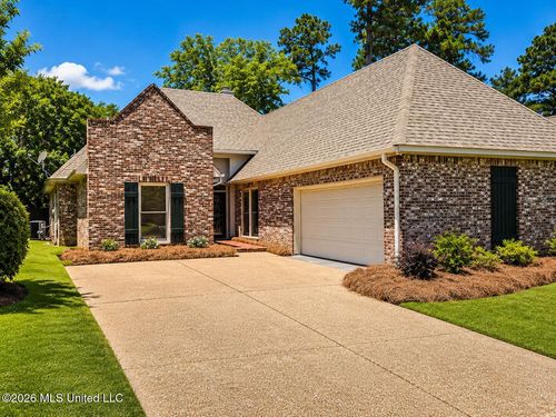 707 Versailles Dr, Ridgeland, MS, 39157-5130 | Card Image