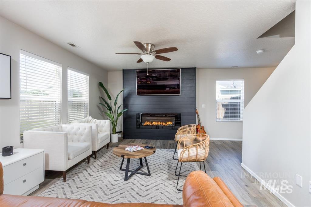 Paraiso St, Caldwell, ID 83607