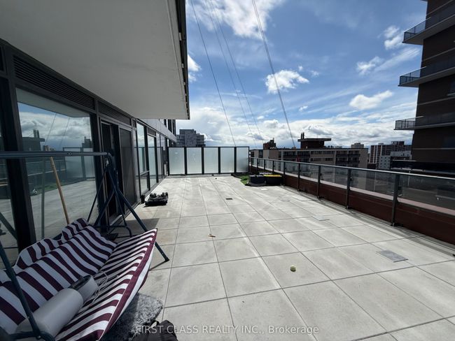 909 - 28 Ann St, Condo with 1 bedrooms, 1 bathrooms and 1 parking in Mississauga ON | Image 9