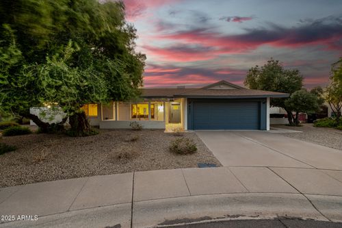 8621 E Columbus Ave, Scottsdale, AZ, 85251-5080 | Card Image