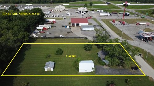 103 Ina Ave, Ina, IL, 62846-1208 | Card Image